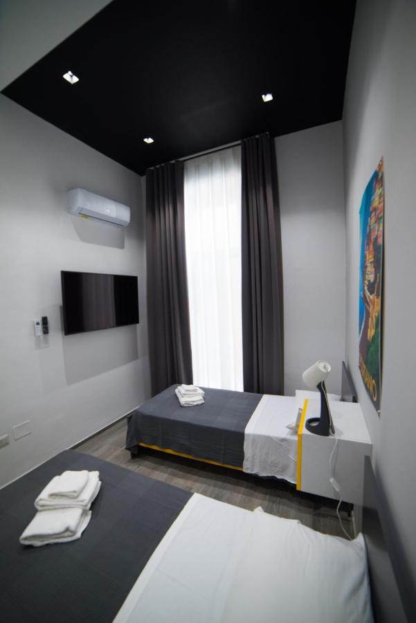 Casa Felix Apartment Salerno Luaran gambar